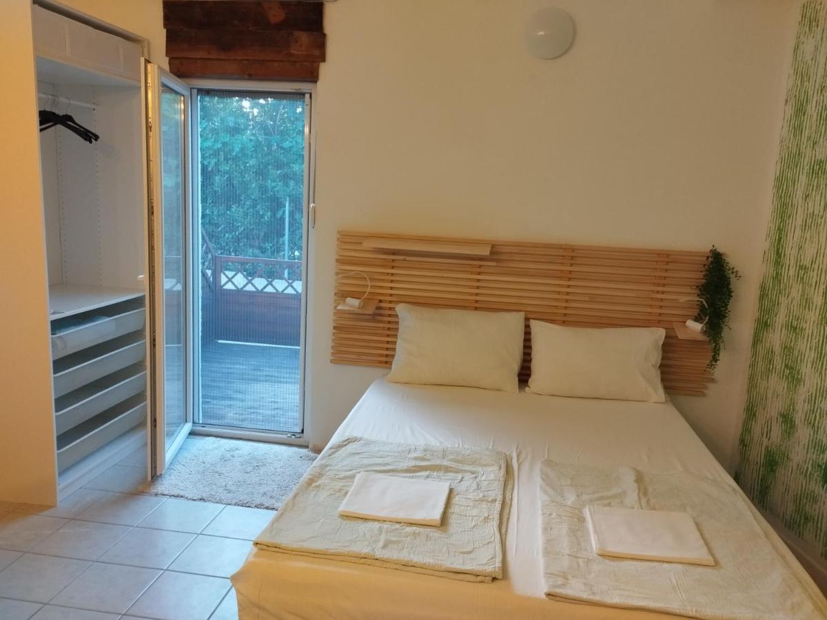 Apartments Blanca Vodice Eksteriør bilde