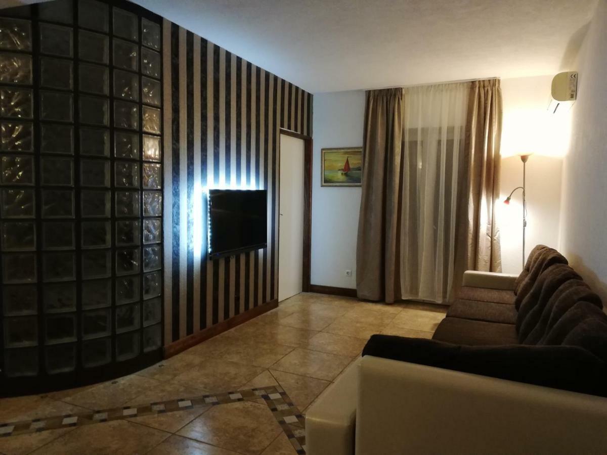 Apartments Blanca Vodice Eksteriør bilde
